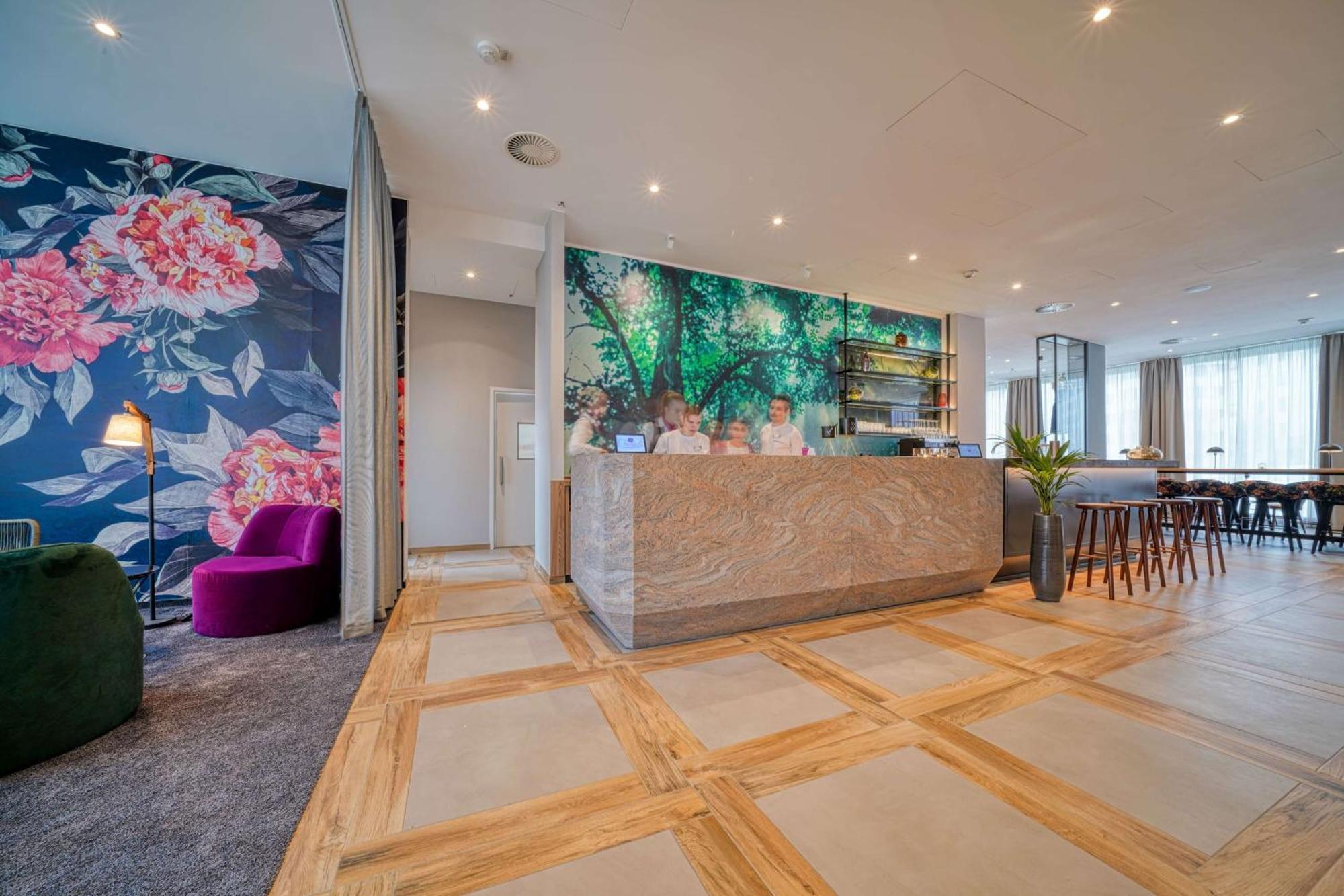 Vienna House Easy By Wyndham Freiburg City Exterior foto